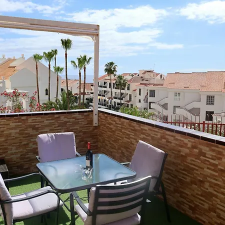 The Heights Cristianos Apartment