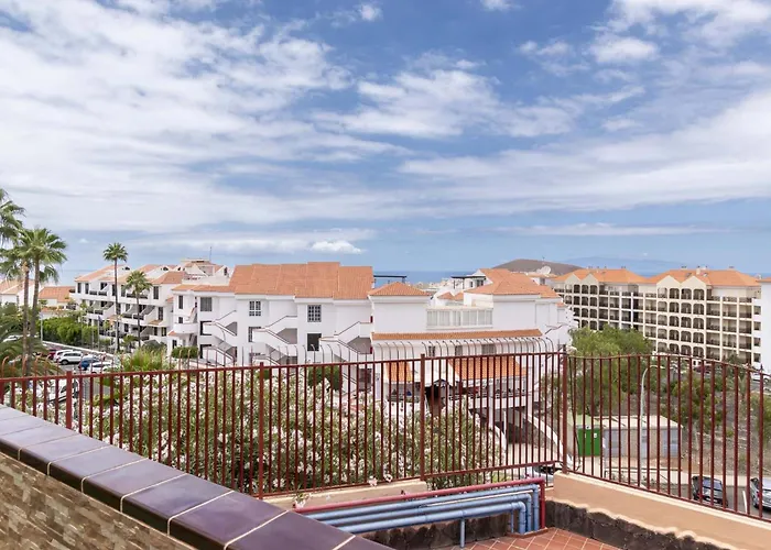 The Heights Cristianos Апартаменты *